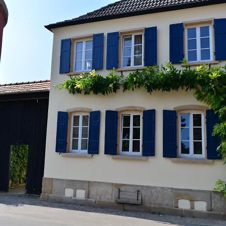 Hôtel Gastehaus & Weingut Gehrig à Weisenheim am Sand Extérieur photo