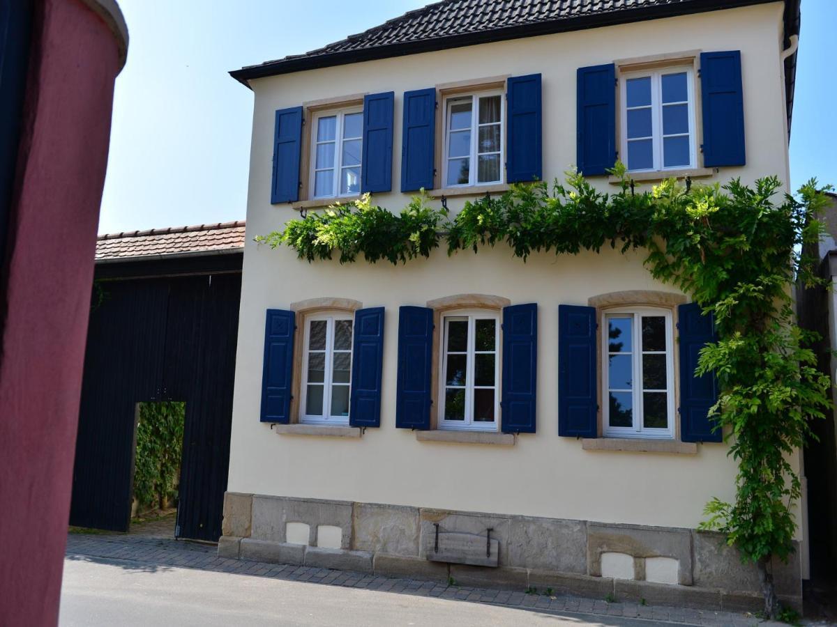 Hôtel Gastehaus & Weingut Gehrig à Weisenheim am Sand Extérieur photo